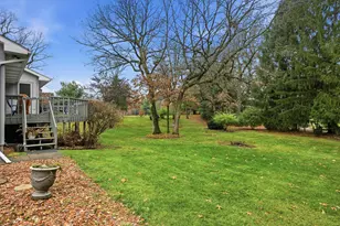 10906 Bunker Dr, Demotte, IN 46310 - Photo 4