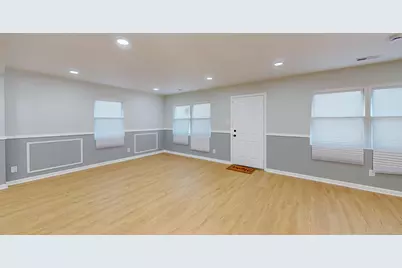 4252 W 21st Avenue, Gary, IN 46404 - Photo 10