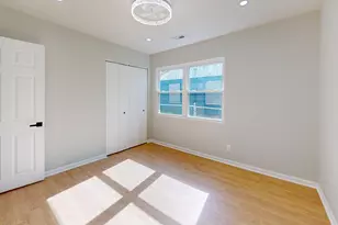 4252 W 21st Ave, Gary, IN 46404 - Photo 24