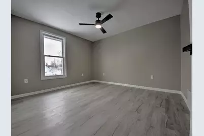 206 1/2 Ohio Street, La Porte, IN 46350 - Photo 16