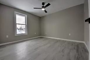 206 1/2 Ohio St, La Porte, IN 46350 - Photo 16