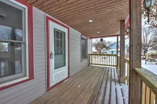 206 1/2 Ohio St, La Porte, IN 46350 - Photo 2