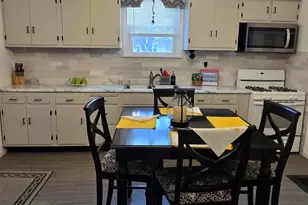 1647 Myrtle Ave, Whiting, IN 46394 - Photo 4