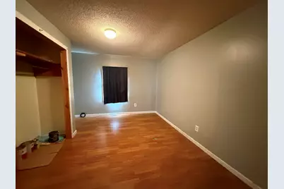 5706 W 43rd Avenue, Gary, IN 46408 - Photo 6