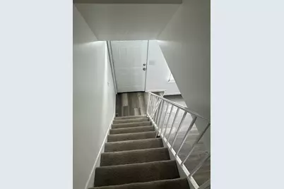 6050 Delaware Drive, Merrillville, IN 46410 - Photo 8