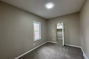 4688 Delaware St, Gary, IN 46409 - Photo 10