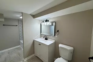 4688 Delaware St, Gary, IN 46409 - Photo 12