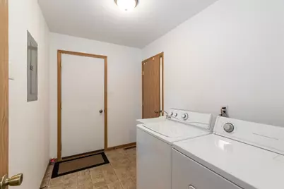 8602 Harrison Street, Merrillville, IN 46410 - Photo 16