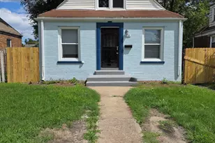 679 Martin Luther King Dr, Gary, IN 46402 - Photo 2