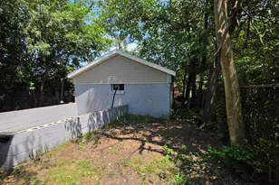 679 Martin Luther King Dr, Gary, IN 46402 - Photo 6