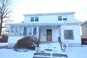 326 S Cullen St, Rensselaer, IN 47978 - Photo 2
