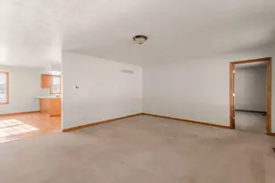 1262 E 900 N, La Porte, IN 46350 - Photo 4