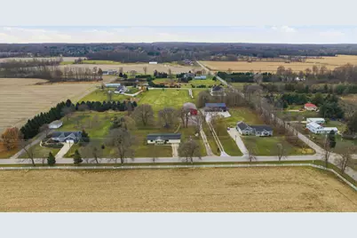 1262 E 900 N, La Porte, IN 46350 - Photo 20