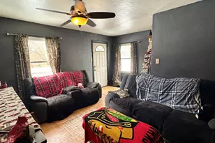 7133 Kentucky Ave, Hammond, IN 46323 - Photo 2