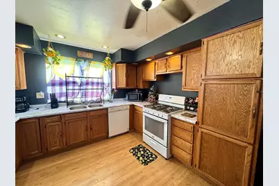 7133 Kentucky Avenue, Hammond, IN 46323 - Photo 4