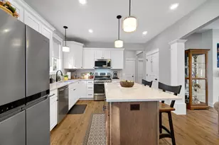 212 N 600 W, Valparaiso, IN 46385 - Photo 8