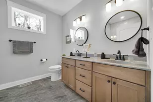 212 N 600 W, Valparaiso, IN 46385 - Photo 14