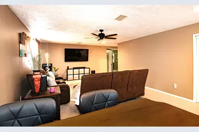 5464 Stone Avenue, Portage, IN 46368 - Photo 12