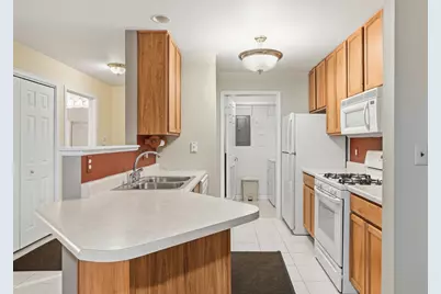 545 Cambridge Court #1d, Munster, IN 46321 - Photo 4