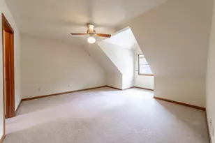 1346 Essex Dr, Chesterton, IN 46304 - Photo 26