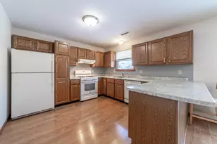 1346 Essex Dr, Chesterton, IN 46304 - Photo 14