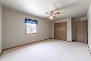 1346 Essex Dr, Chesterton, IN 46304 - Photo 36