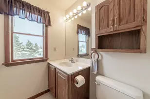 1346 Essex Dr, Chesterton, IN 46304 - Photo 38