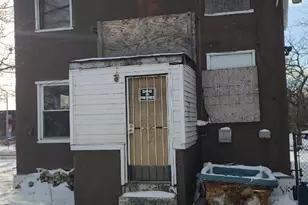 435 Buchanan St, Gary, IN 46402 - Photo 2