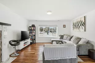 11109 Iowa St, Crown Point, IN 46307 - Photo 22