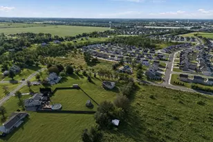 11109 Iowa St, Crown Point, IN 46307 - Photo 4