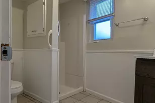 417 Roosevelt St, La Porte, IN 46350 - Photo 4