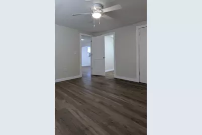 417 Roosevelt Street, La Porte, IN 46350 - Photo 2