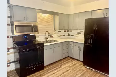 711 Shawnee Court, Lowell, IN 46356 - Photo 10