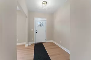 2132 Pradera Trl, Chesterton, IN 46304 - Photo 6