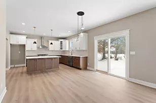 2132 Pradera Trl, Chesterton, IN 46304 - Photo 14