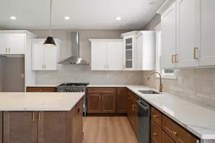 2132 Pradera Trl, Chesterton, IN 46304 - Photo 22