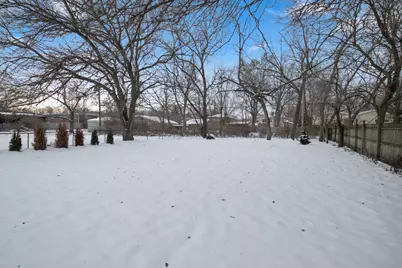 7030 E 1st Avenue, Gary, IN 46403 - Photo 14