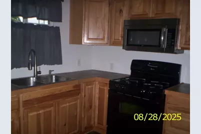 121 S Wisconsin Street, Hobart, IN 46342 - Photo 6