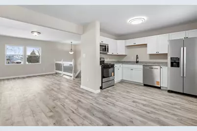 1707 E Chicago Street, Valparaiso, IN 46383 - Photo 6