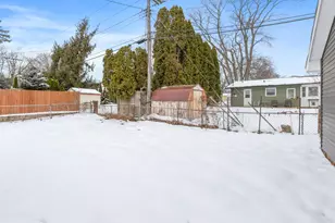 1707 E Chicago St, Valparaiso, IN 46383 - Photo 18