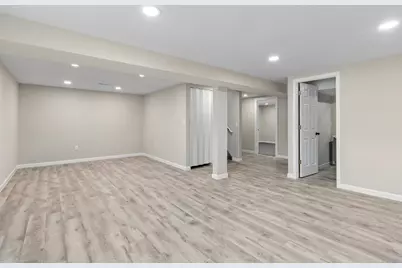 1707 E Chicago Street, Valparaiso, IN 46383 - Photo 12