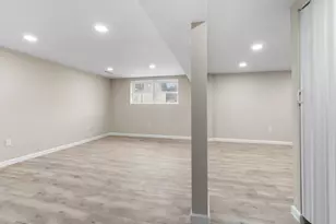 1707 E Chicago St, Valparaiso, IN 46383 - Photo 14