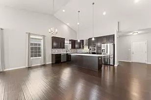 10384 Redwood Dr, Saint John, IN 46373 - Photo 6