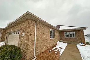 9973 Hart St, Saint John, IN 46373 - Photo 6