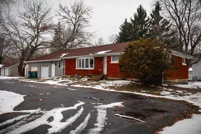 1707 E Glendale Boulevard, Valparaiso, IN 46383 - Photo 1