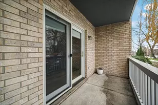 9320 Spring Creek Dr, Highland, IN 46322 - Photo 18