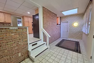 5795 Taft Pl, Merrillville, IN 46410 - Photo 22