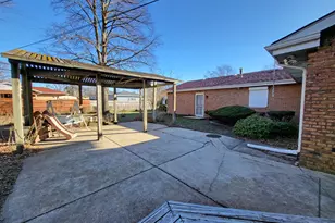 5795 Taft Pl, Merrillville, IN 46410 - Photo 12