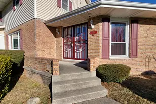 5795 Taft Pl, Merrillville, IN 46410 - Photo 6