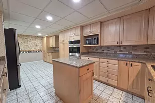 5795 Taft Pl, Merrillville, IN 46410 - Photo 20